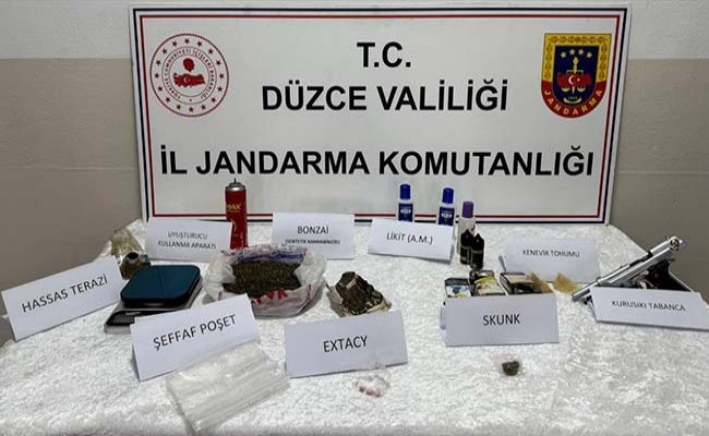 DÜZCE GÖLYAKA İLÇESİNDE UYUŞTURUCU OPERASYONU